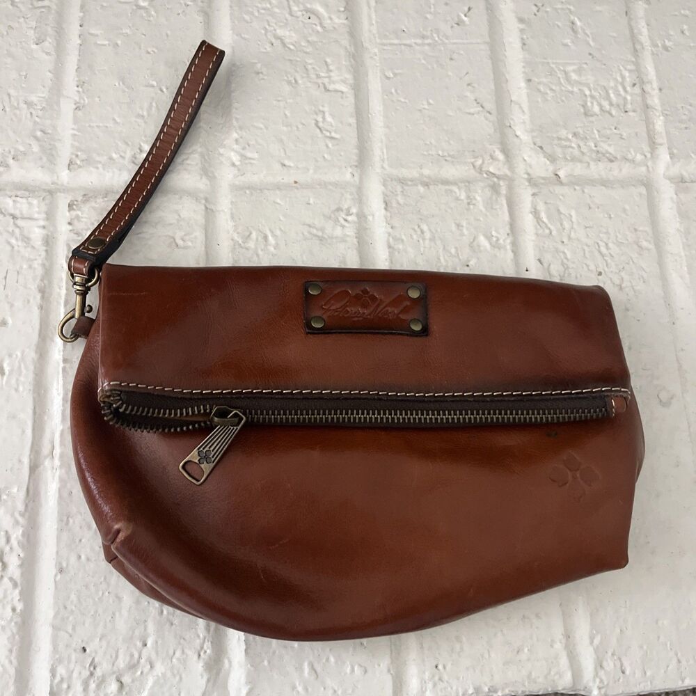 PATRICIA NASH Leather Top Zip Valerie Wristlet Clutch Brown Leather Wrist Strap